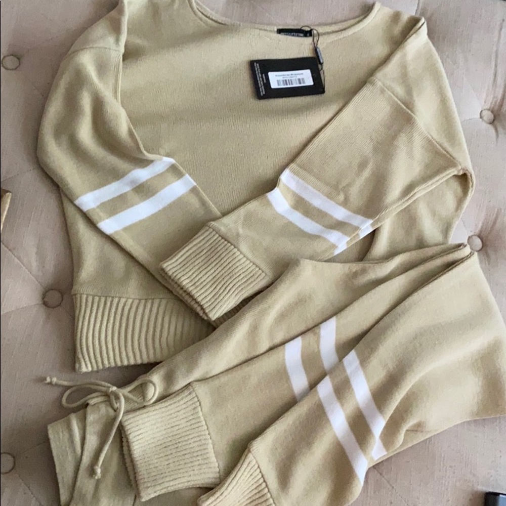 Lounge wear SOLD